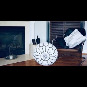 Moroccan pouf